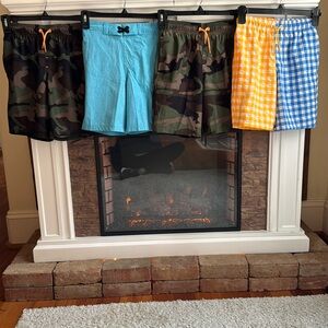 4 Swim Trunks Boys w/mesh inside